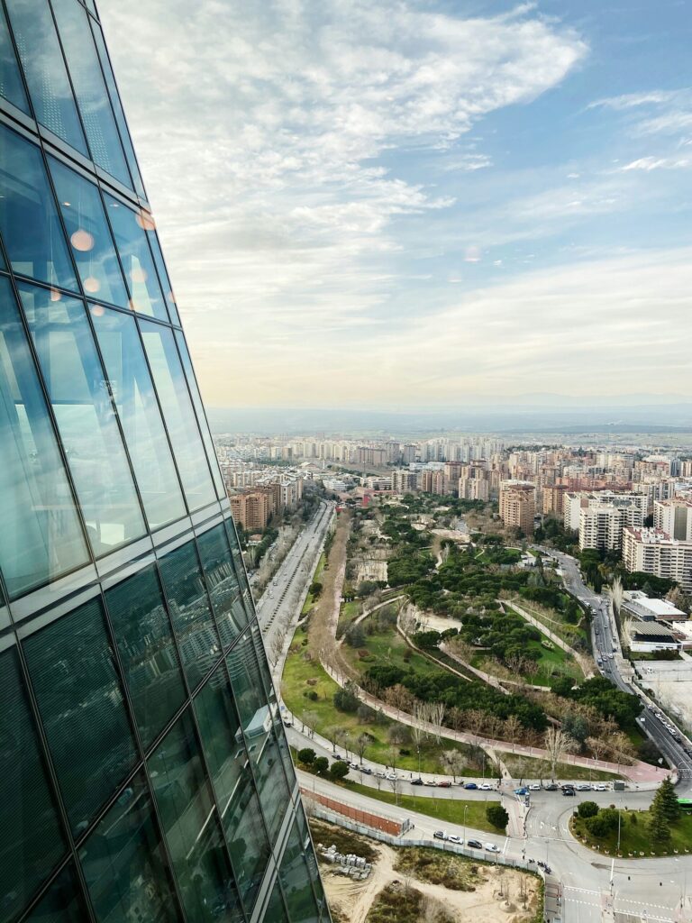 Vistas Cuatro Torres